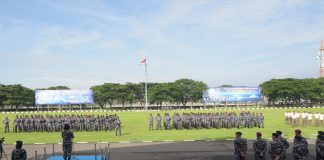 Upacara 17-an Akademi Angkatan Laut.