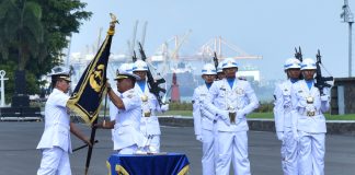 Gubernur AAL Hadiri Sertijab Pangkoarmada II