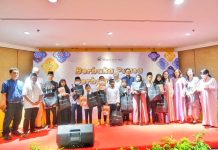 50 Anak Panti Amanah Assodiqiyah Tangerang Bukber di Mal Ciputra
