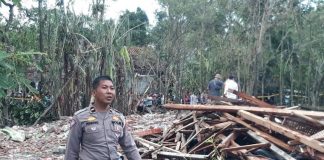 Menyebabkan Ledakan Bubuk Mesiu 4 Tersangka Tewas dan 1 dalam pencarian