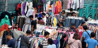 Merasa Pakaian Impor mengganggu Ekonomi, Jokowi Mengecam dan meminta Solusi akan masalah ini
