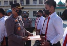 Pemberian Penghargaan dari Kapolres Tanah Karo usai mengungkap Kasus Pembunuhan