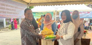 14 Kejari Kalimantan Tengah Serentak Adakan Pasar Murah