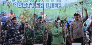 Jaga Ekosistem Pesisir, Pangdam XII/Tpr Pimpin Penanaman Mangrove Nasional Secara Serentak di Wilayah Kalbar