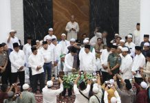 Bupati Barut Resmikan Masjid H. Muhammad Sidik Islamic Center