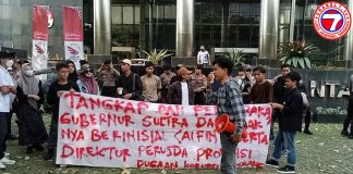 Himpunan Pemuda 21 Nusantara Sulawesi Tenggara Demo di Depan Gedung KPK