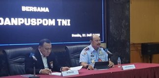 Henri Alfiandi dan Afri Budi terancam penjara seumur hidup dalam kasus suap proyek di Basarnas