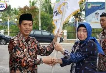 Drs. Muhlis, PJ Bupati Barito Utara hadiri Pelepasan Kafilah ke FSQ X