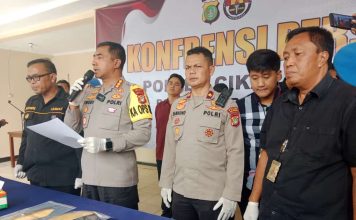 Polres Metro Bekasi Ungkap Kasus Kaka Bunuh Adik Kandung
