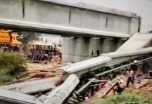Kontruksi Jembatan Penghubung Kawasan Jababeka Rubuh, 2 Pekerja terluka