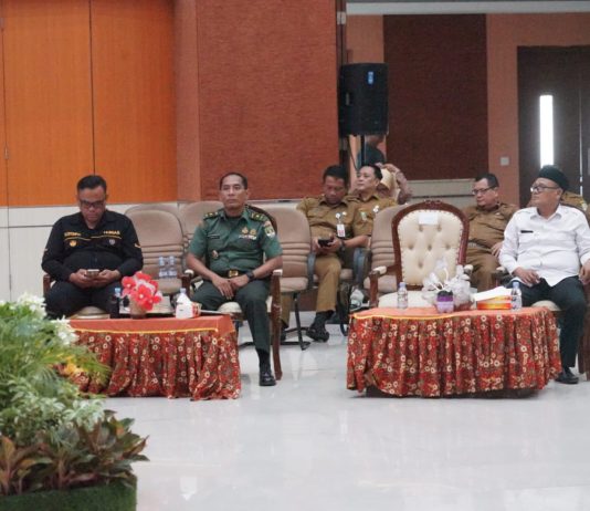 Ajak Pemuda Cinta Tanah Air, Kasi Humas Polres Metro Bekasi Bacakan Puisi “Merdeka atau Mati”