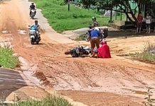 Jalan Induk Menuju Kecamatan Tanah Siang Rusak tidak Terurus, Hingga menimbulkan Kecelakaan