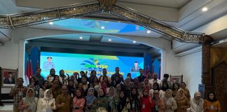 Mendorong Inovasi dan Pelayanan, PJ Bupati Barito Utara Membuka Kegiatan Bimbingan Teknis
