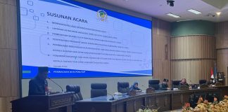 Perdana, Mewakili Bupati Barito Utara, Wakil Bupati Felix Soenadi Y. Tingan, A.Md. Hadir dalam Paripurna IV Masa Sidang I DPRD