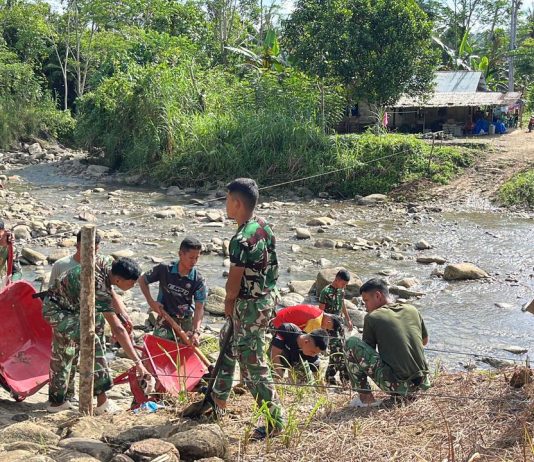 Demi Akses Warga dan Pelajar, TNI Mulai Bangun Jembatan Bailey di Kecamatan Ma’u